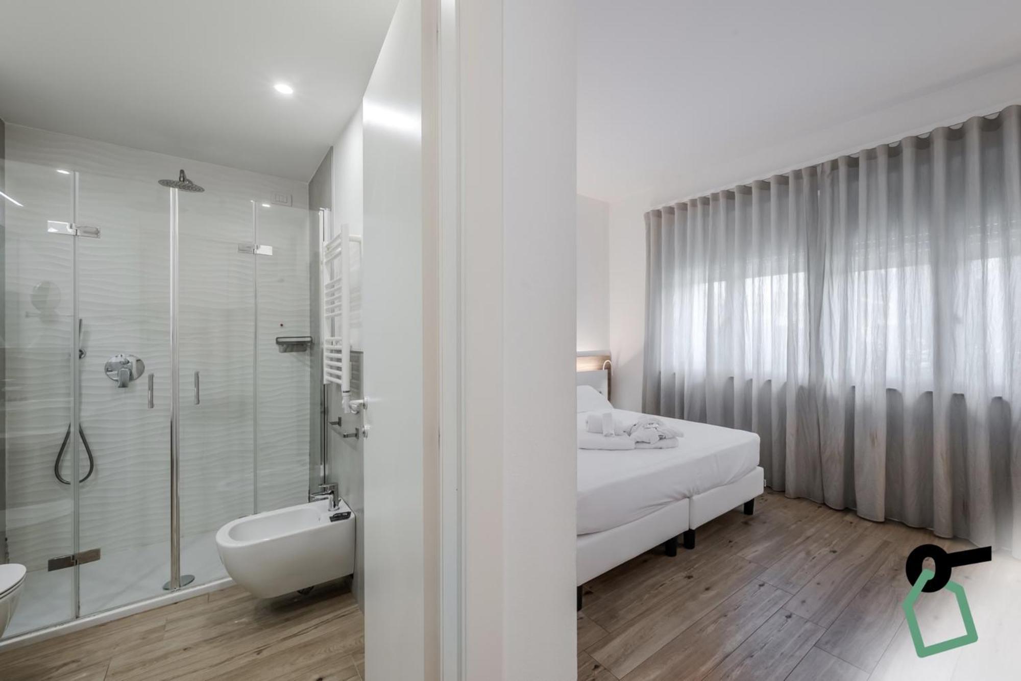 Hotiday Room Collection - Tirrenia Eksteriør bilde